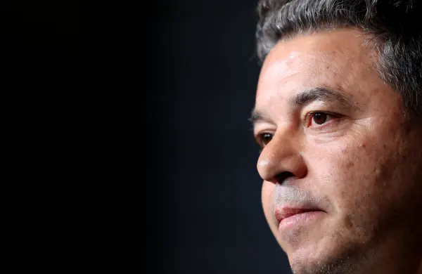 El dilema del heredero: lecciones de la salida de Gallardo para gestionar el duelo y elegir un líder sin caer en la nostalgia