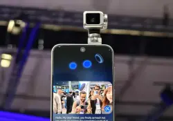 Así es el teléfono robot que se robó todas las miradas en el MWC 2026