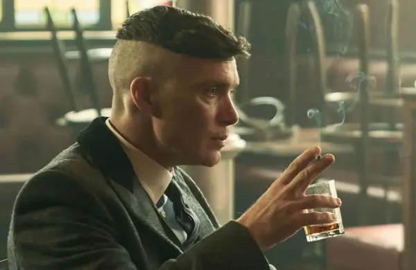 Por "orden de los Peaky Blinders", llega su primer whiskey oficial (y se puede invertir en él)