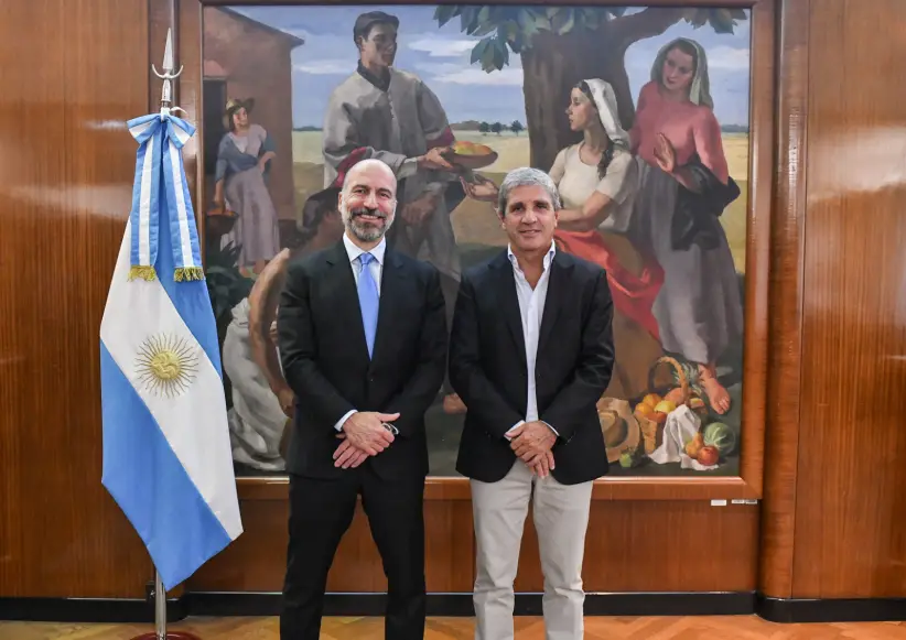 Dara Khosrowshahi, CEO de Uber, en la Argentina con Caputo