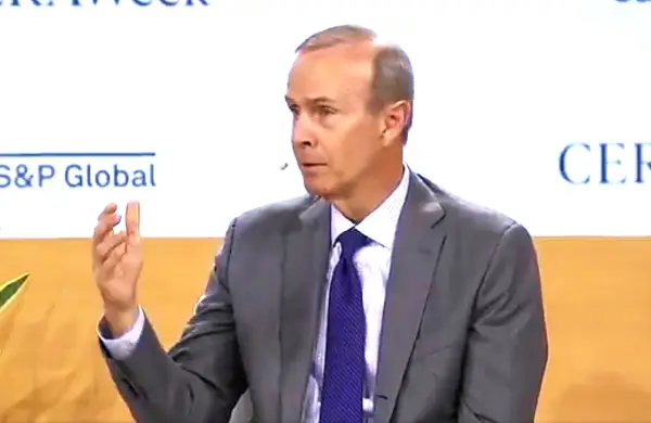 Los elogios del CEO de Chevron y del secretario de Interior de EE.UU. al potencial de Vaca Muerta