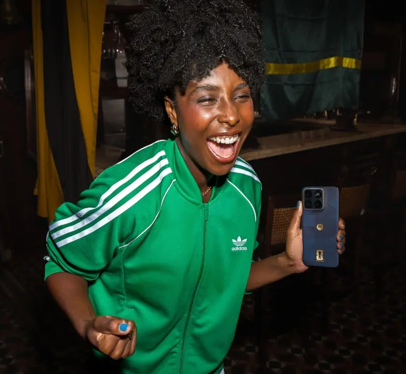 Motorola lanzó la colección FIFA World Cup 26.