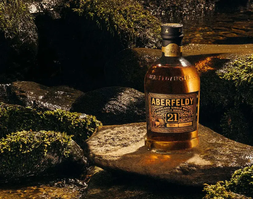 Whisky fy26_aberfeldy_webupdate_21yo_desktop_secondary_pkx_optimised_1440x1080