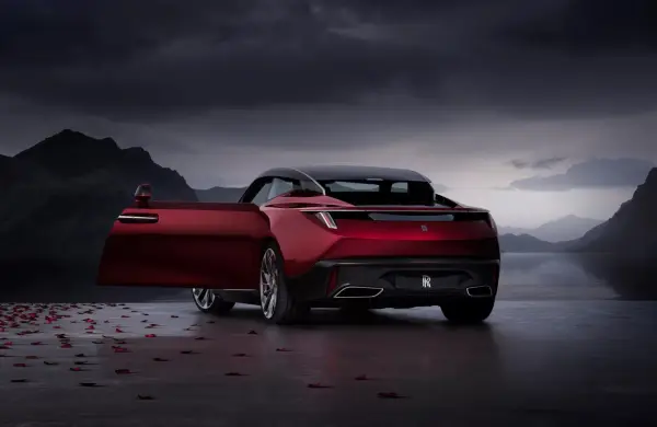 Rolls-Royce lanza una colección de autos que solo se pueden adquirir por invitación