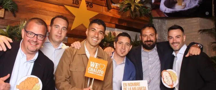 Luis Suárez expande su imperio de milanesas: ahora Chalito llegó al centro de Madrid