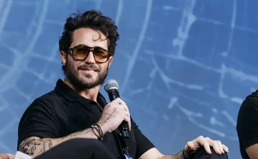 El unicornio "unipersonal": con US$ 20.000, IA y la ayuda de su hermano fundó una empresa de US$ 1.800 millones