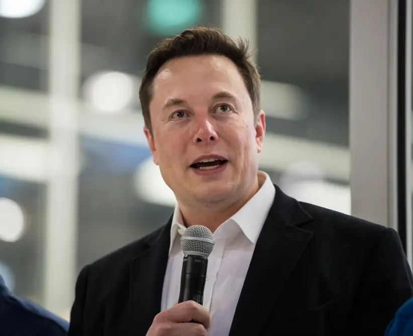 Elon MUSK (SÍ, SE PUEDE USAR)