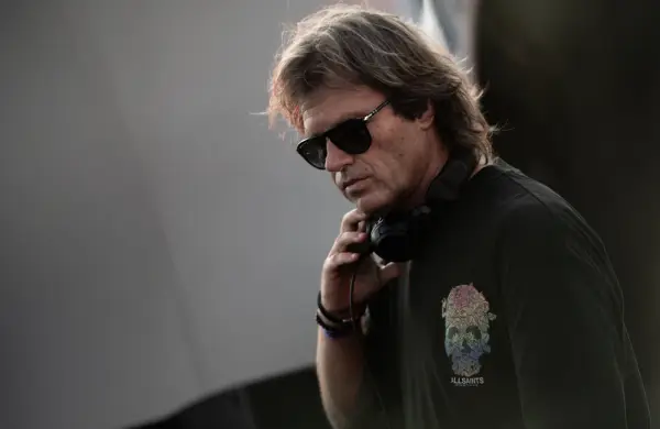 Sunsetstrip Buenos Aires. “A los 60 me contratan más que cuando era Top 10 mundial”, Hernán Cattáneo en Forbes Studio.