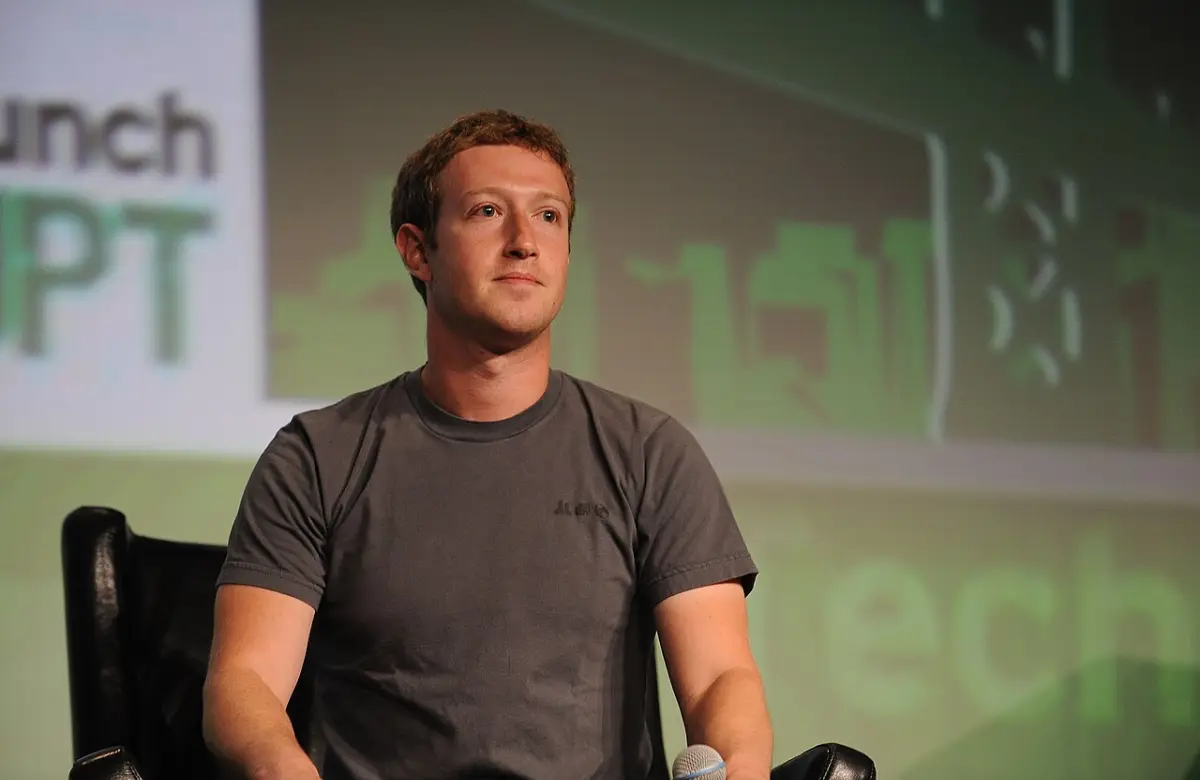 Zuckerberg recuperó su lugar entre los cinco más ricos del mundo tras el desplome de Dell