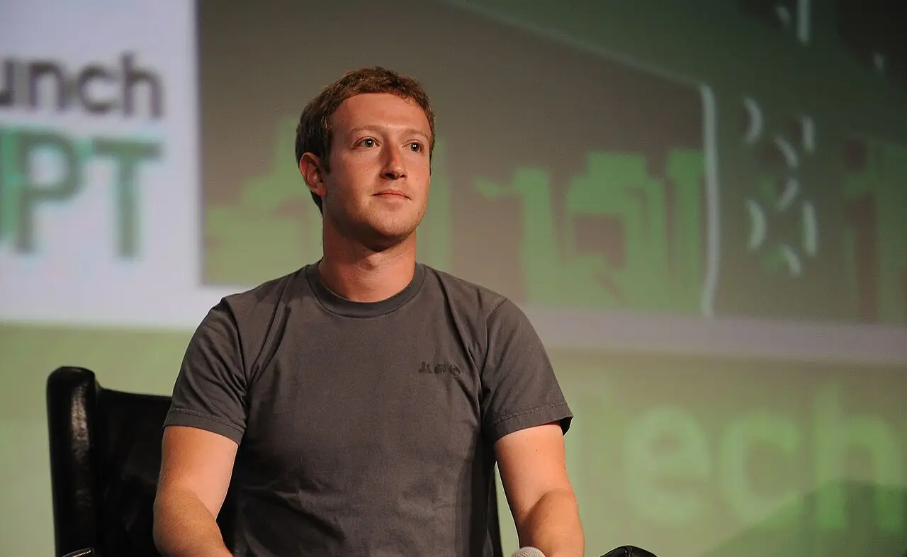 Zuckerberg recuperó su lugar entre los cinco más ricos del mundo tras el desplome de Dell