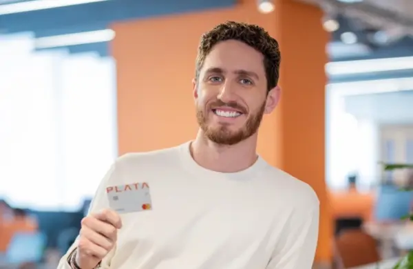 Una fintech rompe récords en América Latina y pone presión a Mercado Pago y Nubank en la región