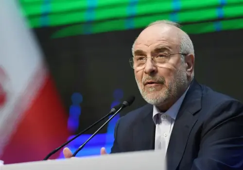 Irán afirma que el bloqueo de sus puertos tendrá consecuencias y el petróleo vuelve a subir 