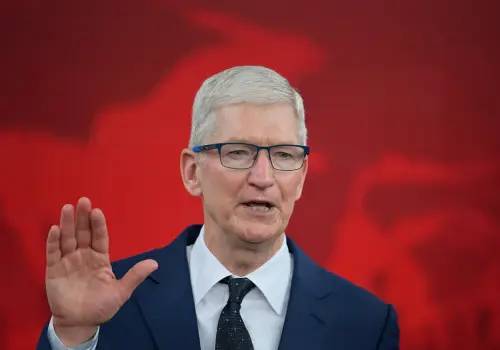 El fin de la era Tim Cook: el sucesor de Steve Jobs deja el mando de Apple