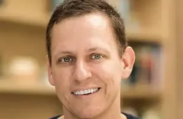 Quién es Peter Thiel, el magnate tecno de US$30.000 millones que aterrizó con bajo perfil en Buenos Aires