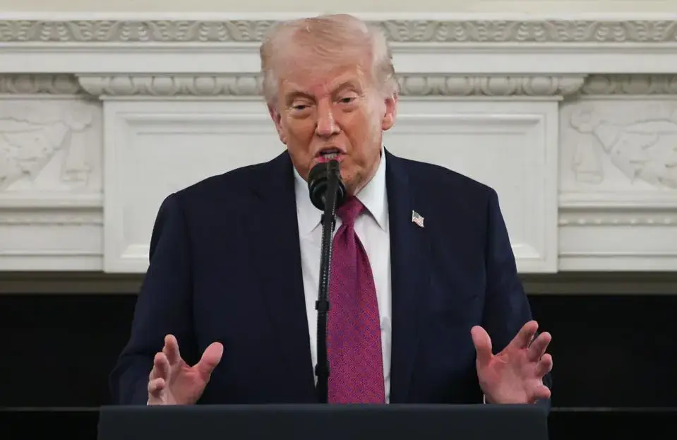 Trump afirma que su bloqueo le está costando a Irán US$500 millones por día