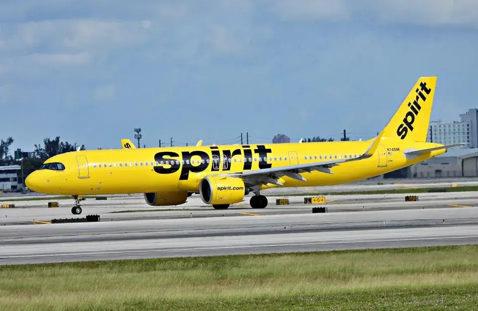 El salvataje inédito de US$500 millones con el que Trump quiere salvar a una aerolínea en medio de la crisis del petróleo