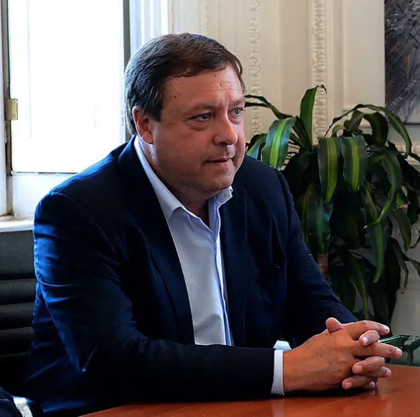 alberto weretilneck (SE PUEDE USAR) Wikimedia Commons