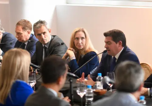 San Juan sale al mercado por hasta US$ 600 millones para aprovechar el boom minero 