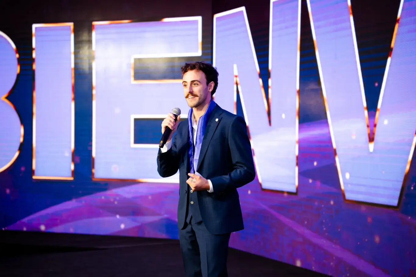 Patricio Jaureguiberry en una presentación de Scienza, el lanzamiento del portafolio para adultos de Nutricia Danone en Chile.