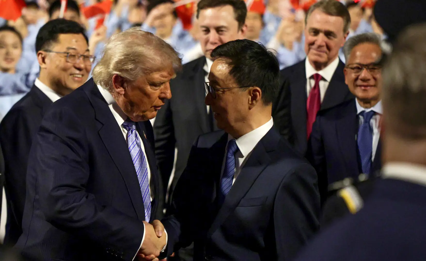 Los negocios que se disputan Trump y Xi Jinping en China: la tregua de US$ 30.000 millones que define el futuro de Elon Musk y Nvidia