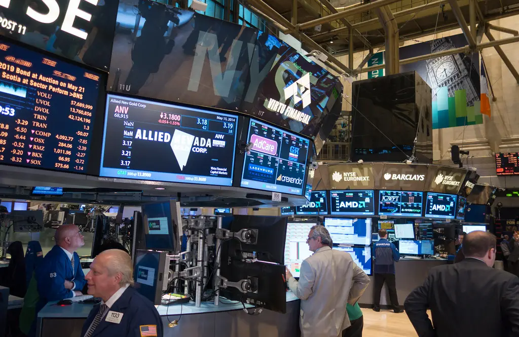 Las acciones argentinas se dispararon hasta 14% en Wall Street tras la mejora del rating soberano