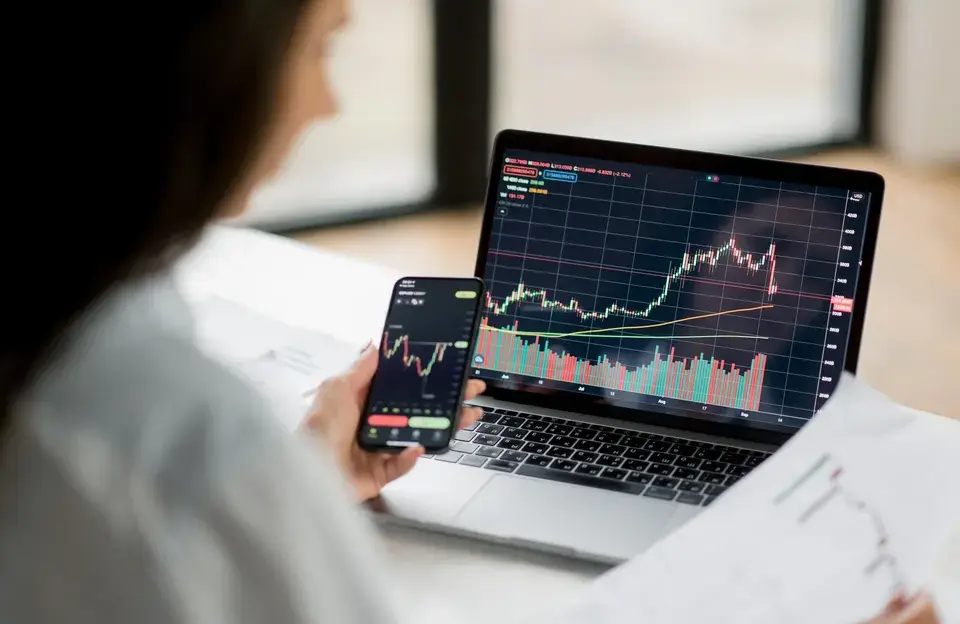 ¿Nvidia, CoreWeave o Palantir? Cuál es la mejor acción para invertir en el boom de la IA