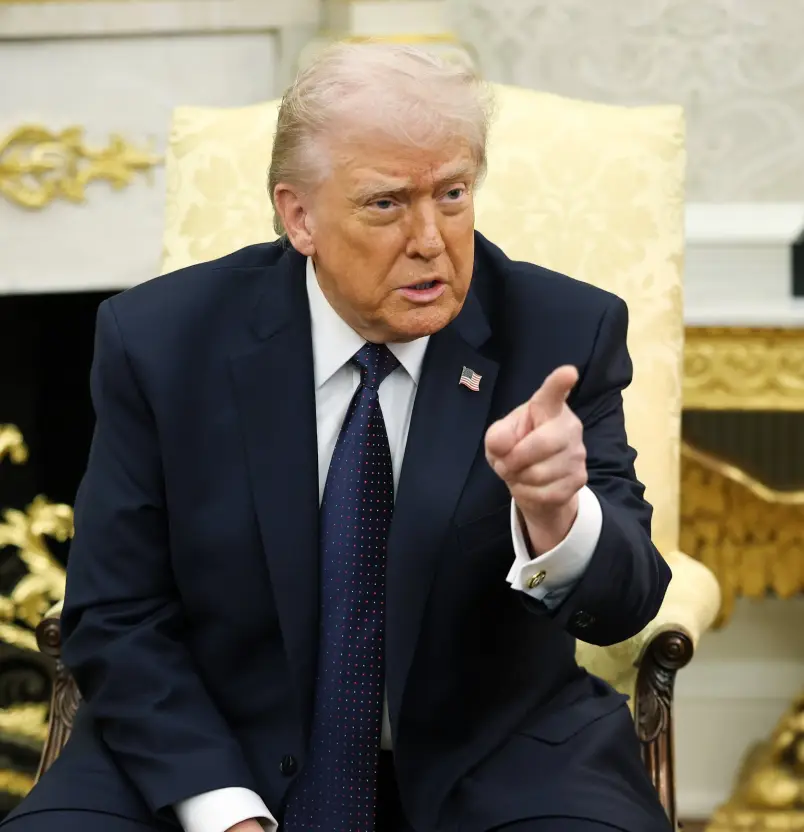 Trump dijo que "revisa" la posición de EE.UU. sobre las Malvinas: el antecedente que inquieta al Reino Unido