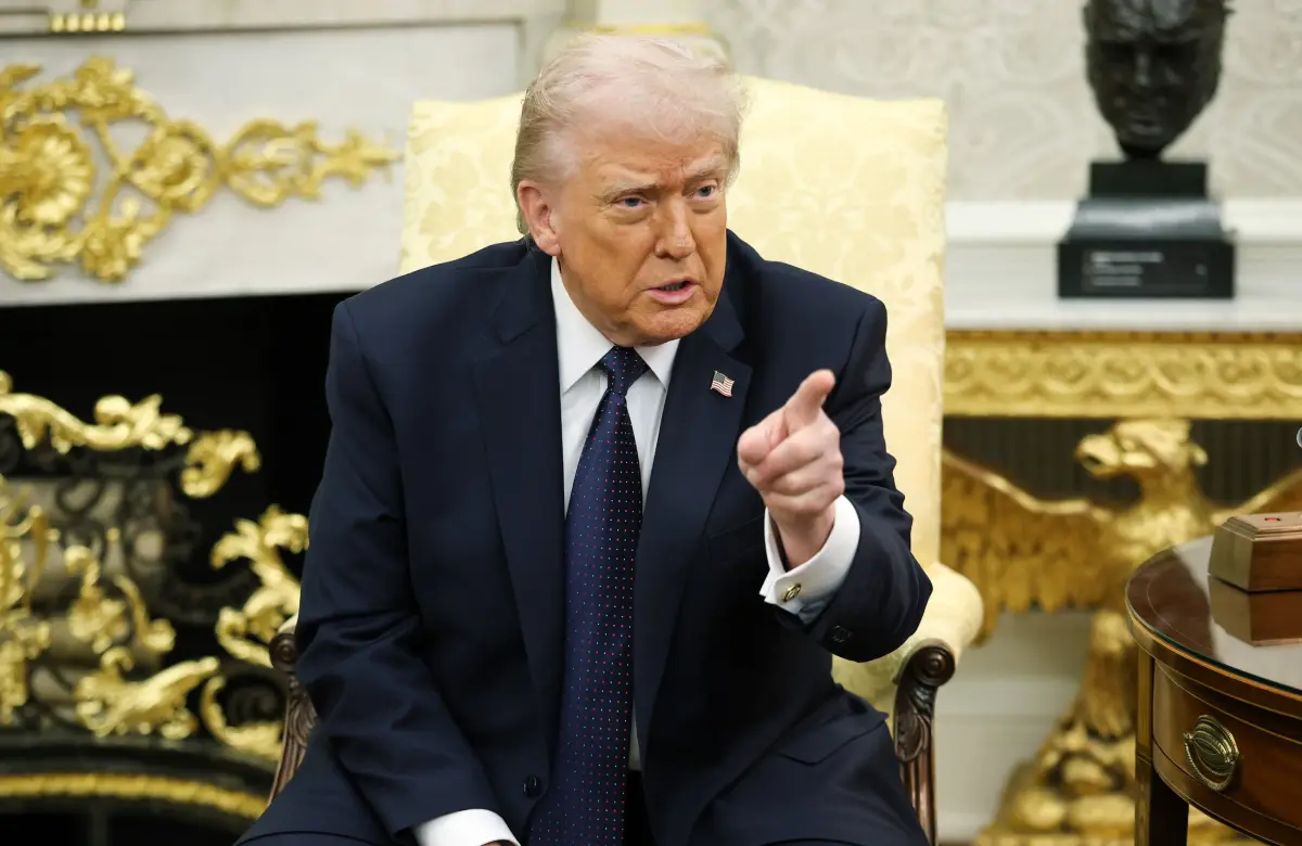 Trump dijo que "revisa" la posición de EE.UU. sobre las Malvinas: el antecedente que inquieta al Reino Unido