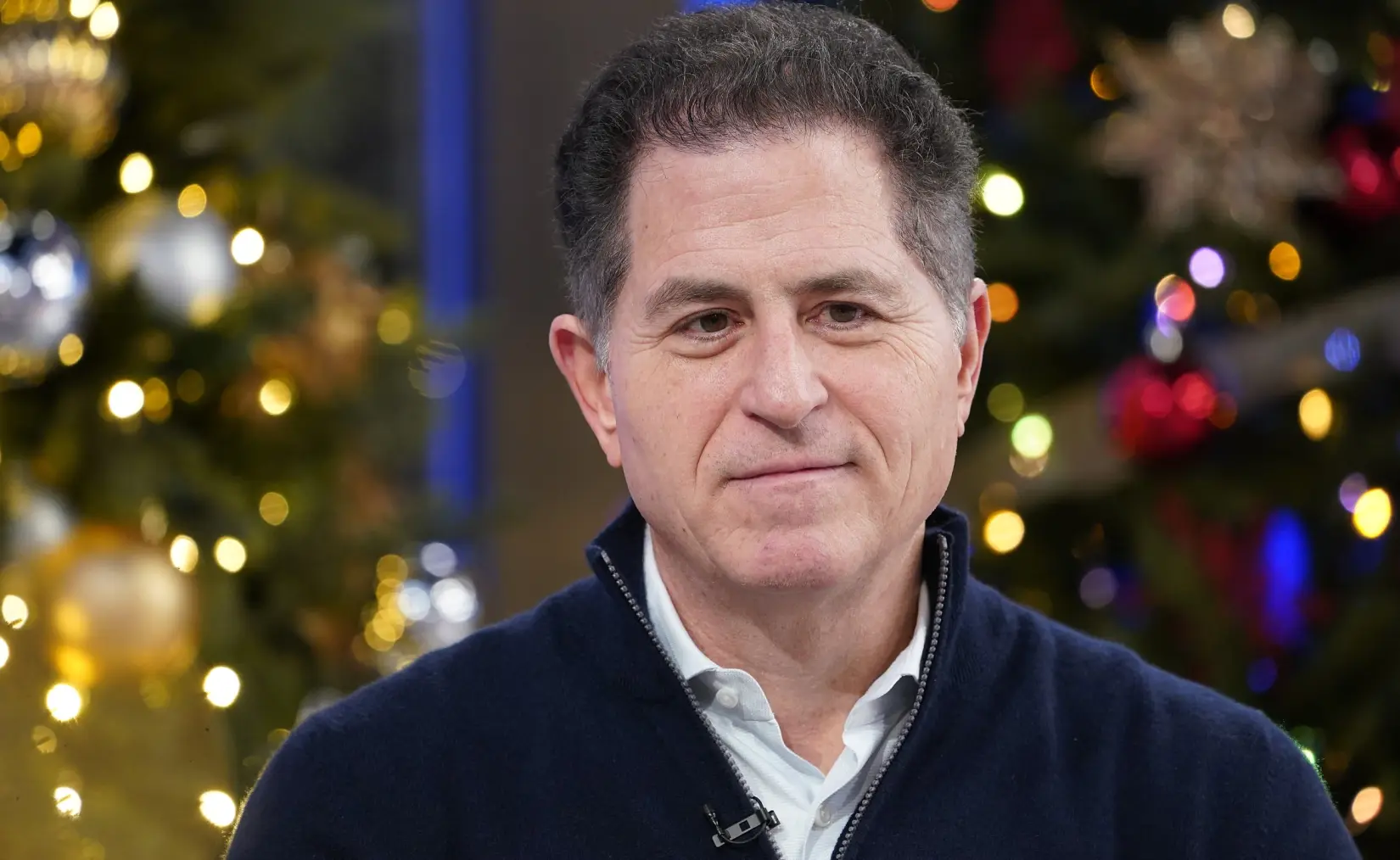 Las acciones de Dell alcanzan un máximo histórico: las fortunas de Michael Dell y Jeff Bezos compiten por el tercer puesto 