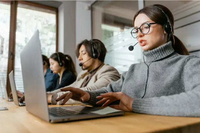 SE PUEDE USAR/Atención al cliente  (Foto: Pexels).