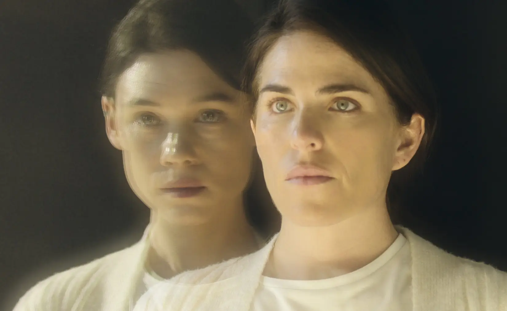 Futuro Desierto: la serie de Lucía y Nicolás Puenzo con robots humanoides que navegan entre las estelas de Hamlet y Frankestein
