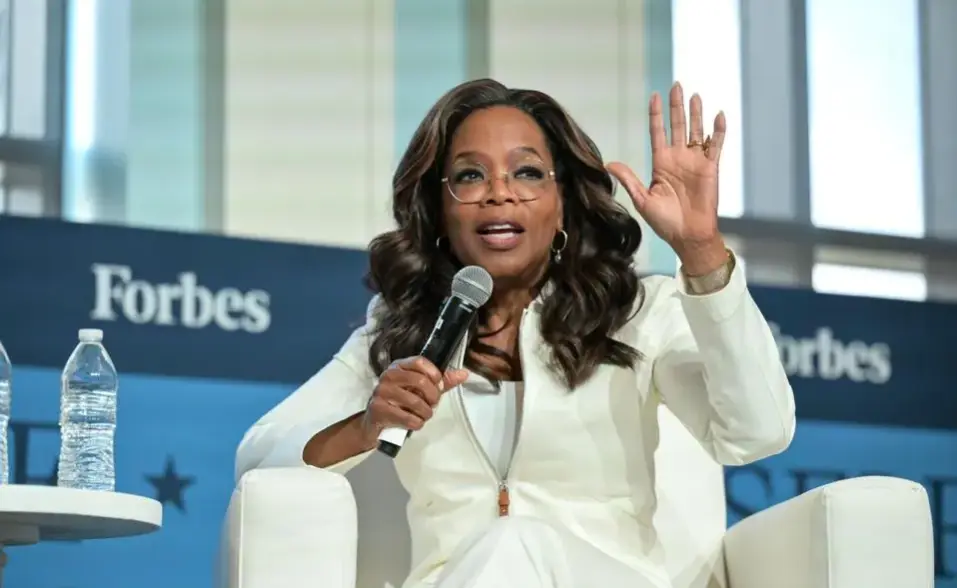 El manual del éxito de Oprah Winfrey: de la pobreza a construir un imperio de 3.400 millones de dólares