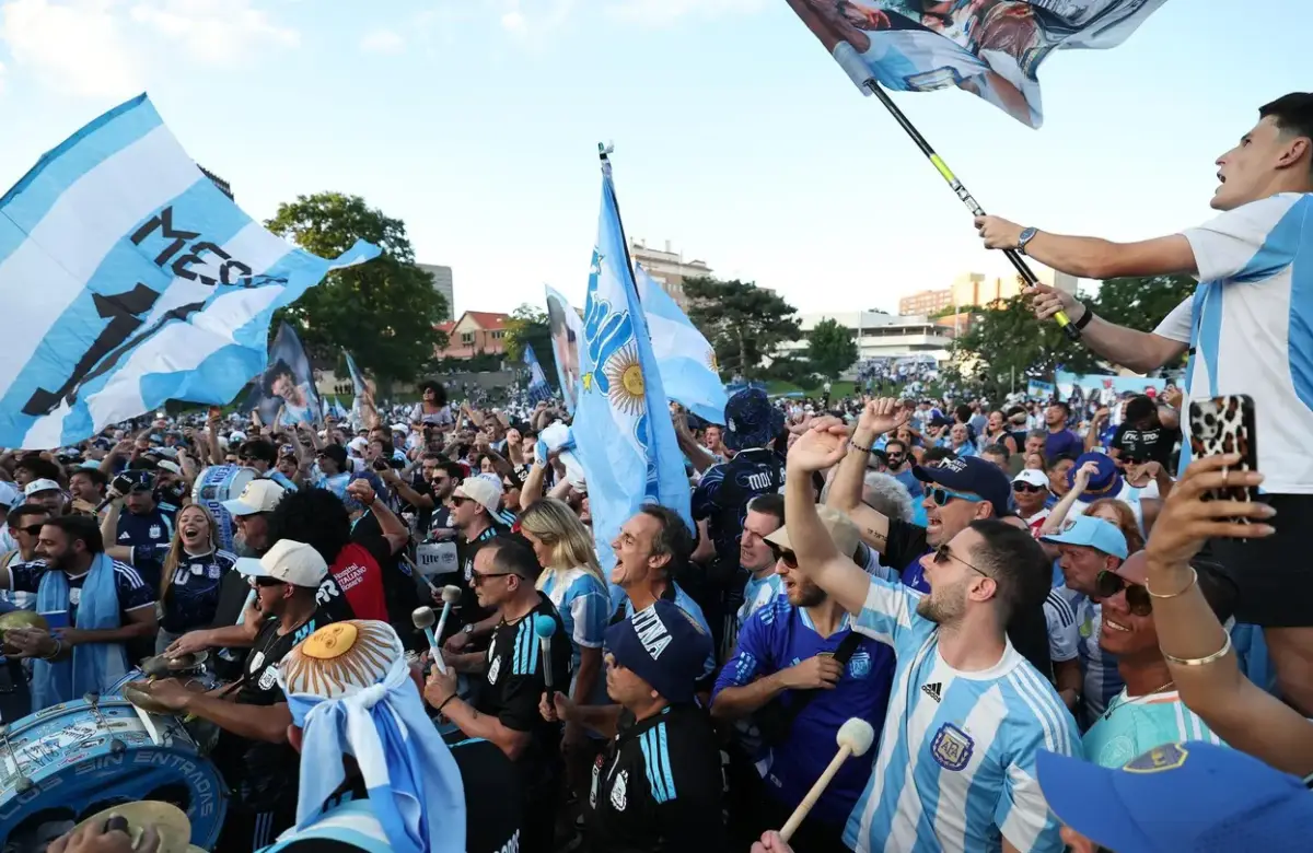Cómo se transformó Kansas City con el calor de los hinchas argentinos