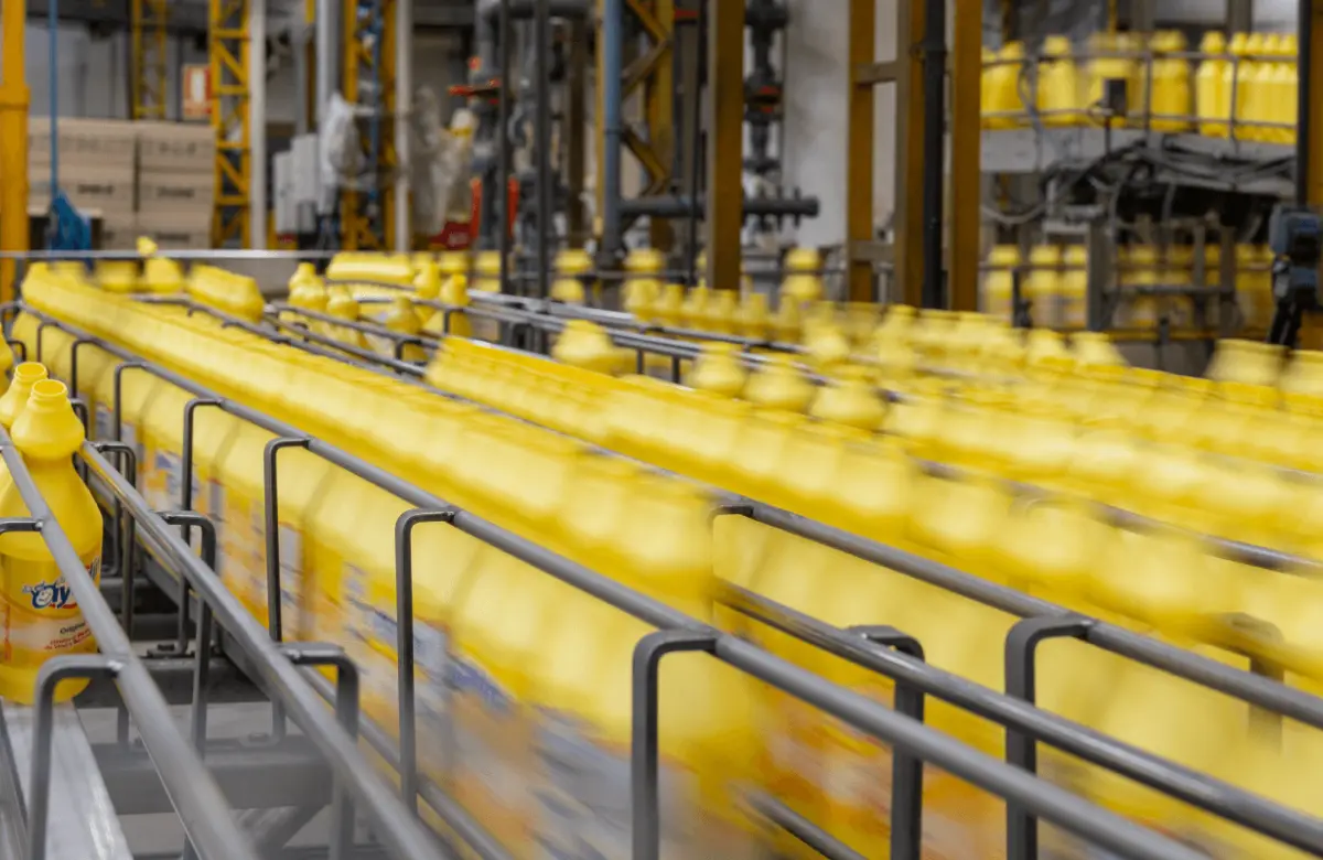 Newsan negocia la compra de Grupo Ayudín y acelera su expansión en consumo masivo