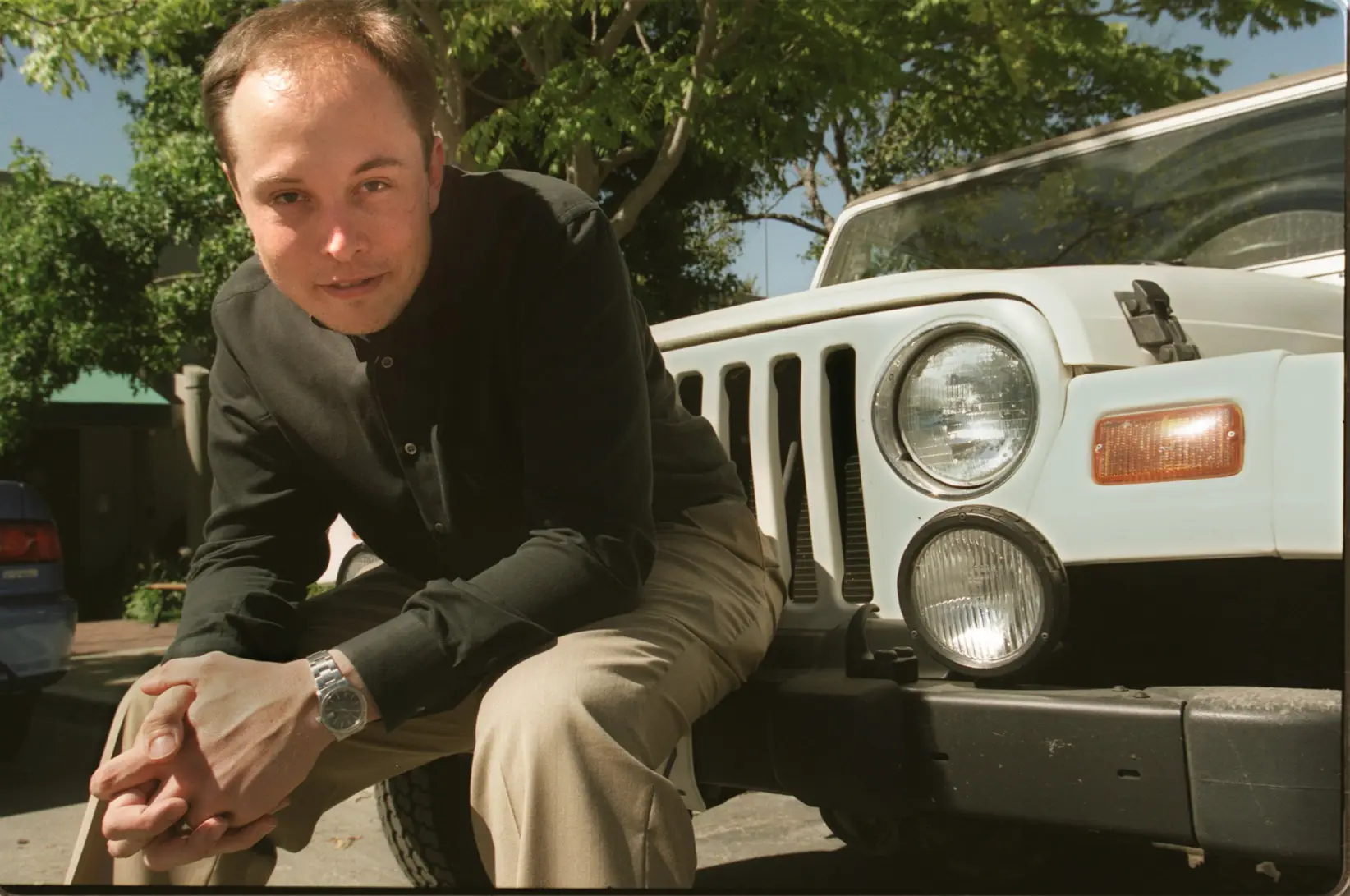 Un joven Elon Musk en el año 2000
