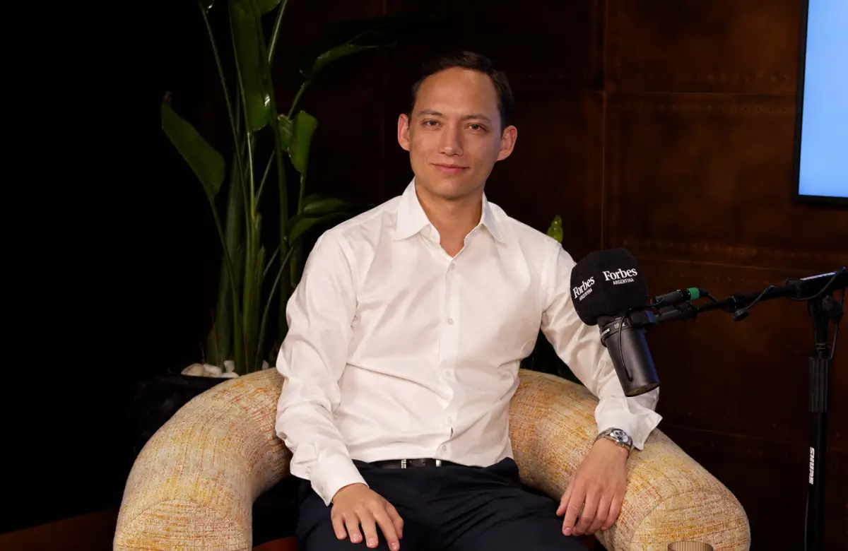 Kristof Henningsson Reyes en Forbes Studio: el emprendedor que dejó el fútbol para hacer goles en el mercado inmobiliario de Estados Unidos