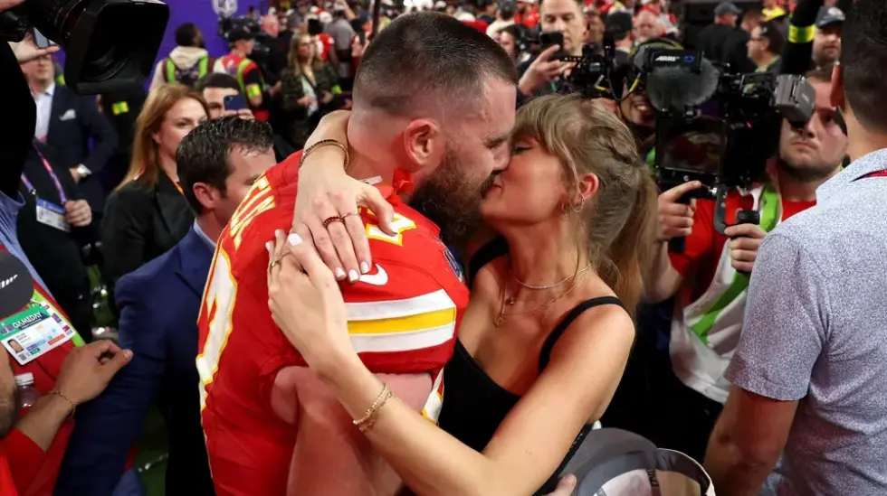 Taylor Swift y Travis Kelce: la letra chica del "cuento de hadas"
