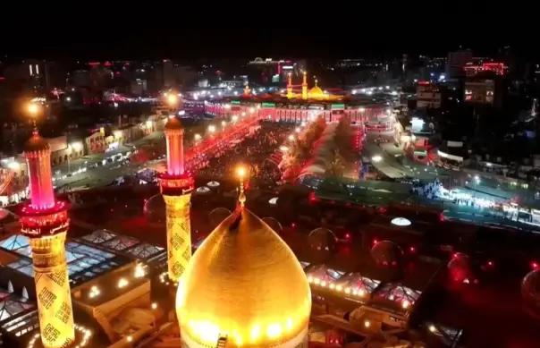 Los restos de Jamenei llegaron a su lugar de descanso final en la ciudad sagrada de Mashhad, Irán.
