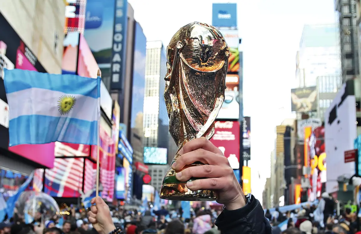 Nueva York se prepara para recibir la final de Argentina vs. España: aluvión de hinchas, experiencias de lujo, actores de Hollywood y artistas