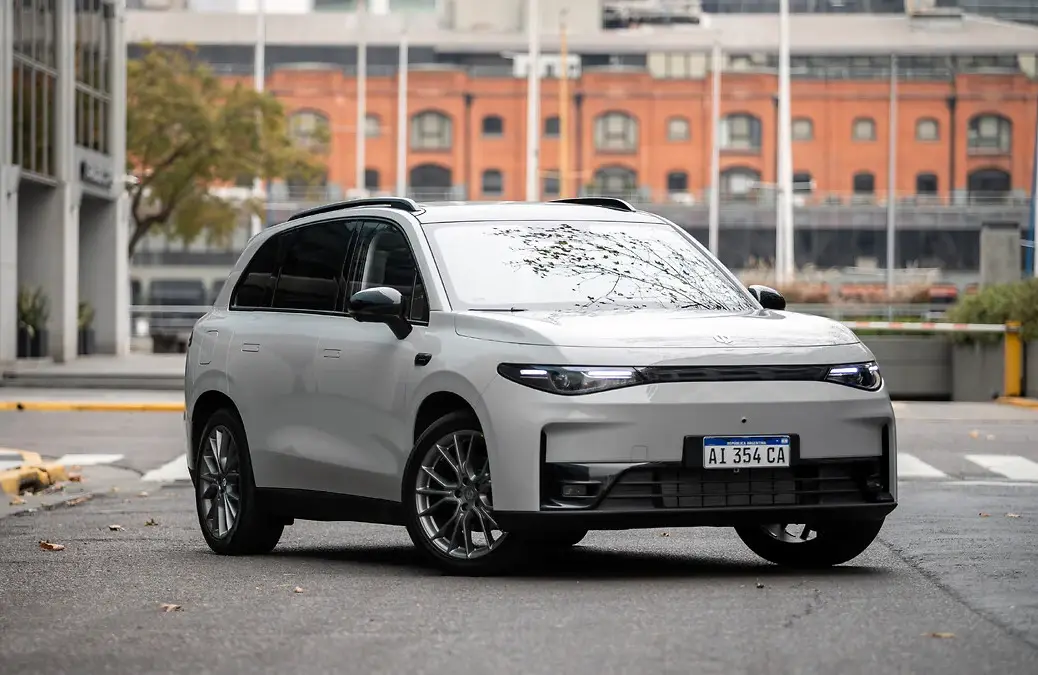 El mercado automotriz tiene nuevo comperidor chino: Leapmotor desembarca en Argentina