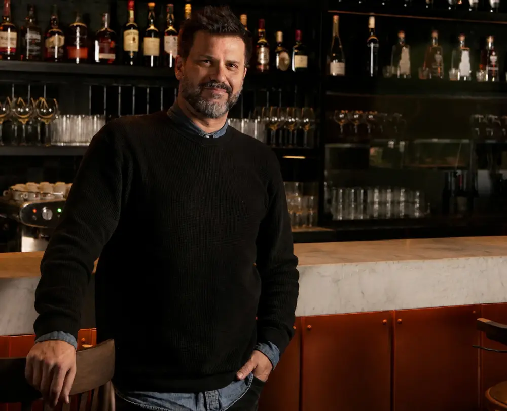 Santiago Lambardi, bartender y socio de Hierro Bodegón