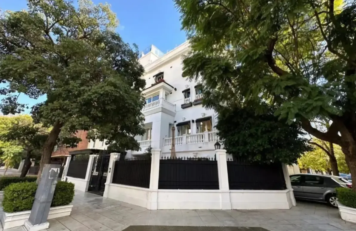 El primer REIT argentino hizo su debut: compró una mansión en Barrio Parque por US$ 3,6 millones
