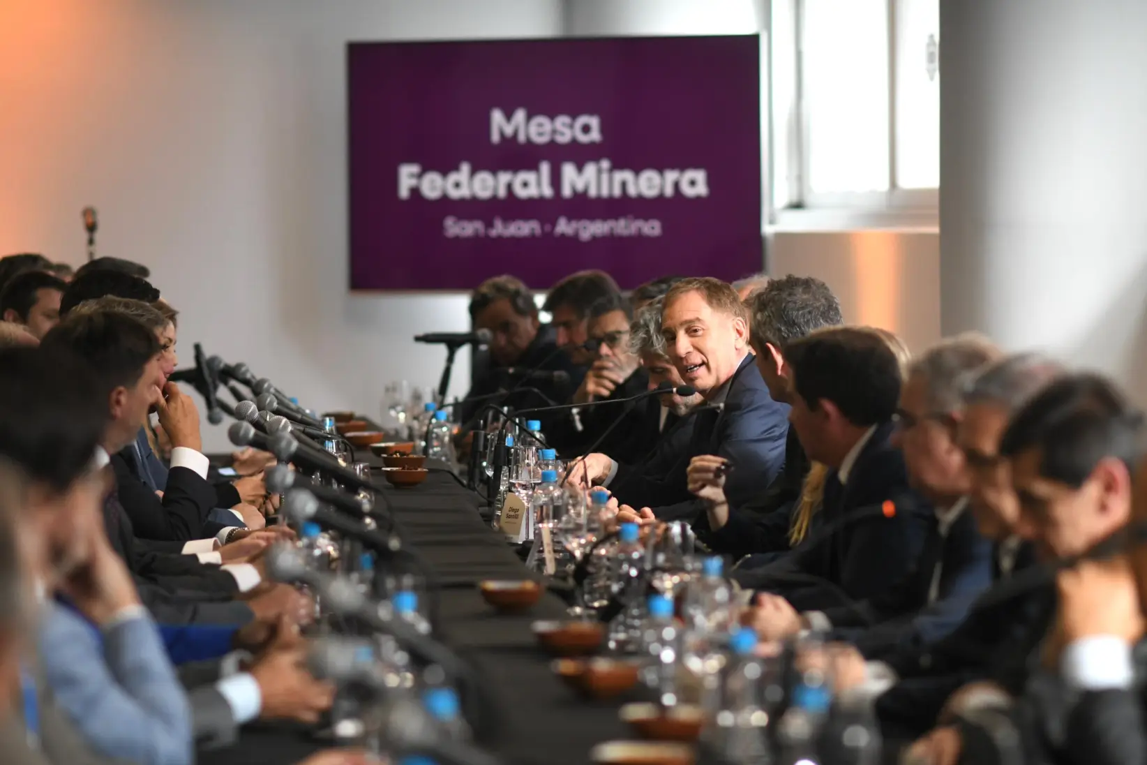 La Mesa Federal Minera lanzada por Santilli donde se debate la falta de infraestructura
