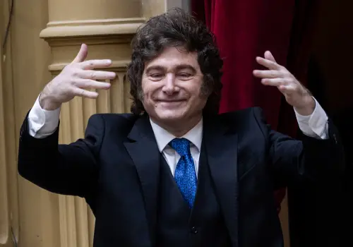 En alerta por la inflación, el superávit y el riesgo político, ahora el mercado pide "algo de populismo" para reactivar