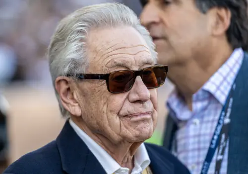 Philip Anschutz, el magnate petrolero y rey del entretenimiento que va por la licitación de Tecnópolis junto a Fénix