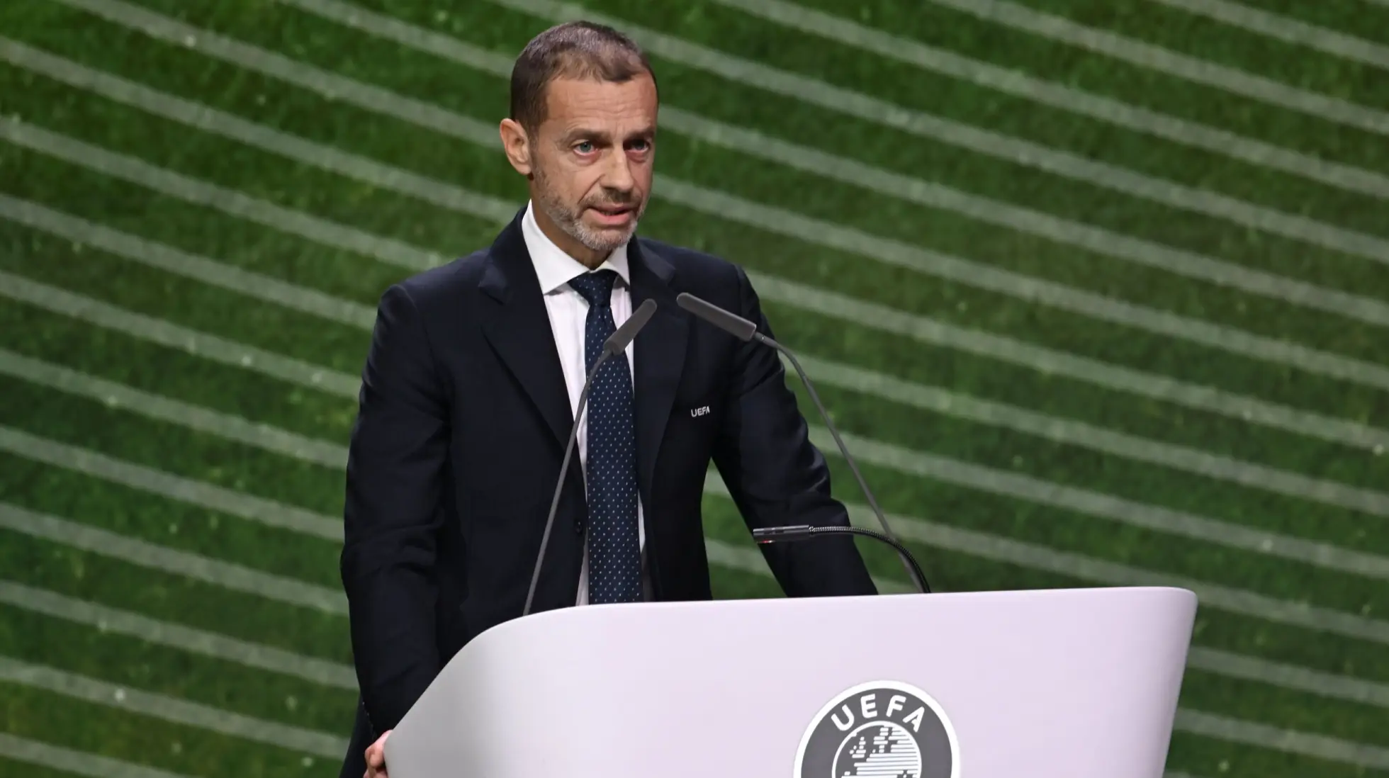Los equipos de la UEFA votaron por unanimidad retirar a sus selecciones de las competiciones FIFA