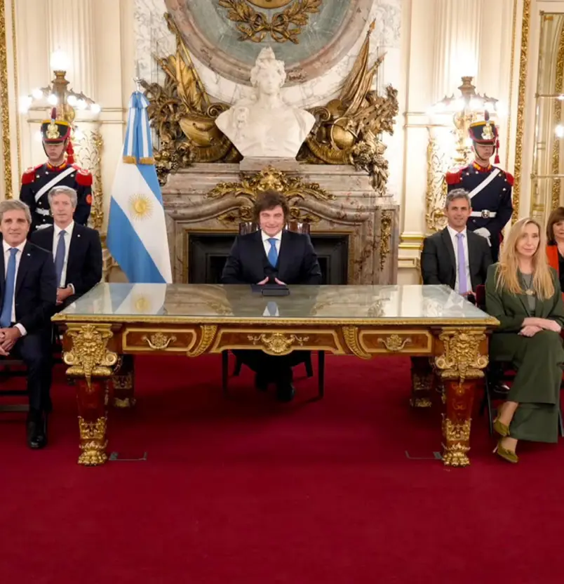 De la "motosierra" al "grillete fiscal": la apuesta total de Milei y los riesgos para la economía