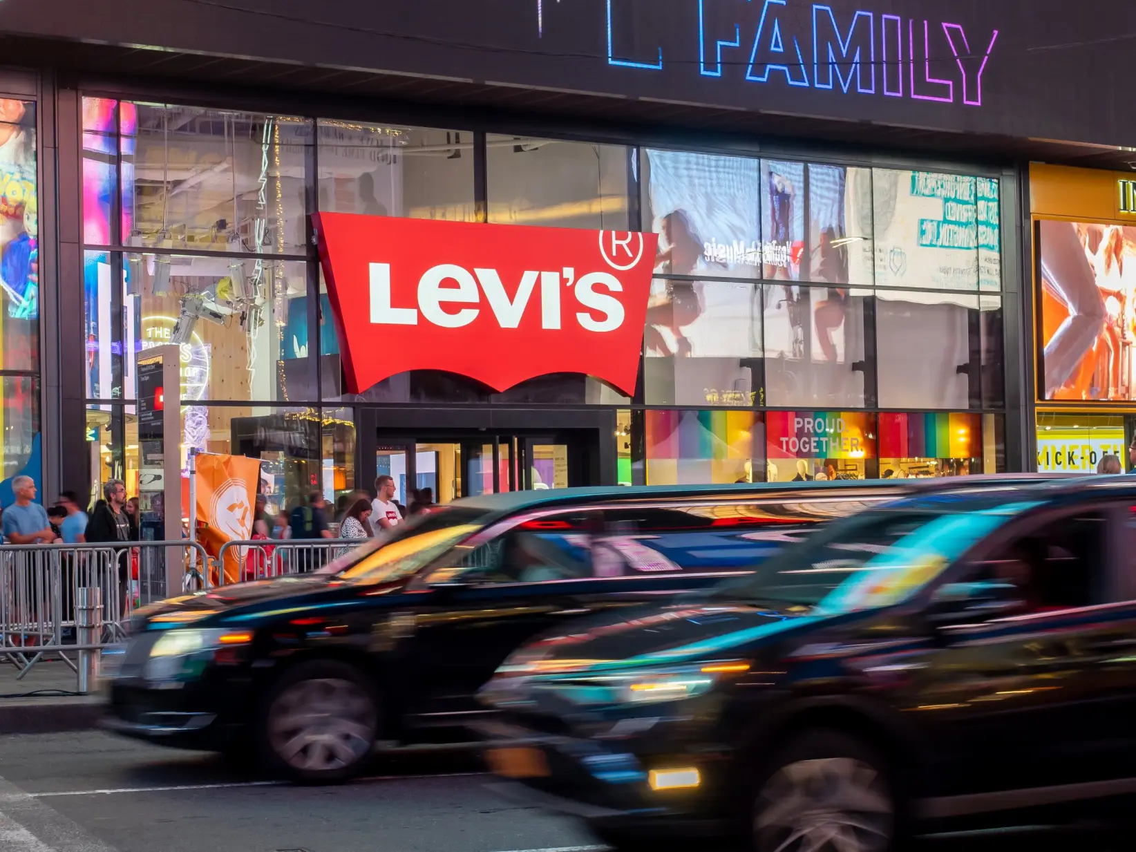 SE PUEDE USAR/Levis Foto: Ajay Suresh from New York, NY, USA, CC BY 2.0, via Wikimedia Commons.