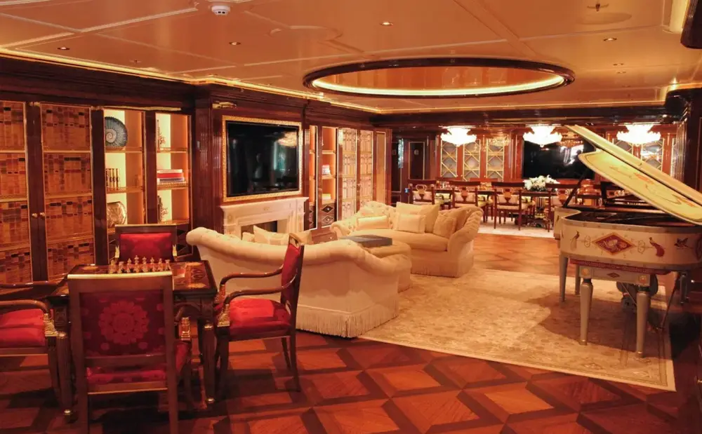 superyate amadea, valuado en usd 250 millones-3