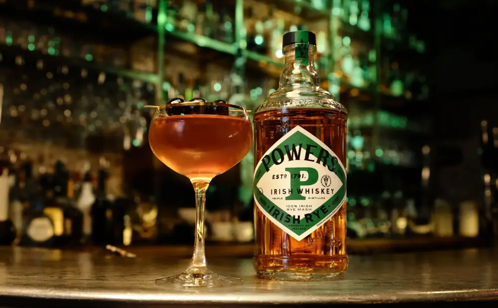 powers-rye 2 whiskey